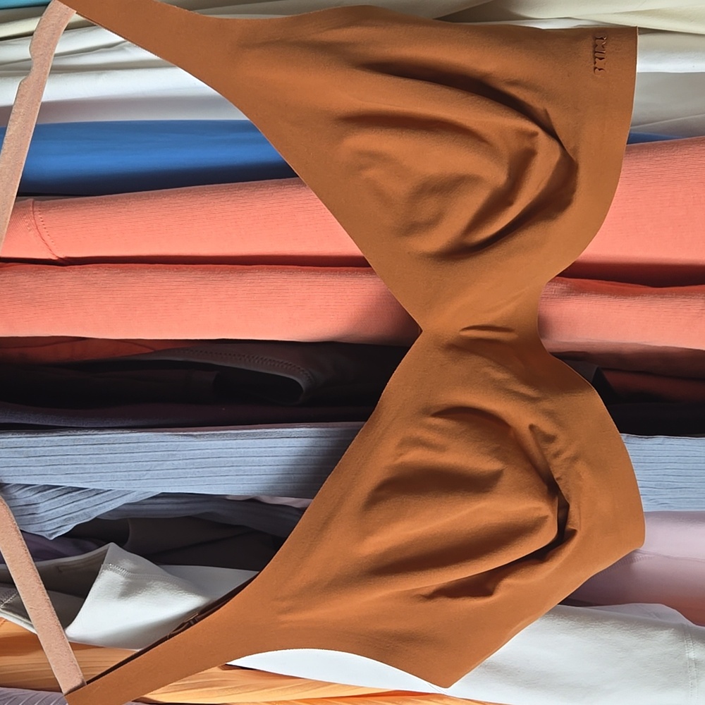 SKIMS Rust Brown Molded Underwire Bra